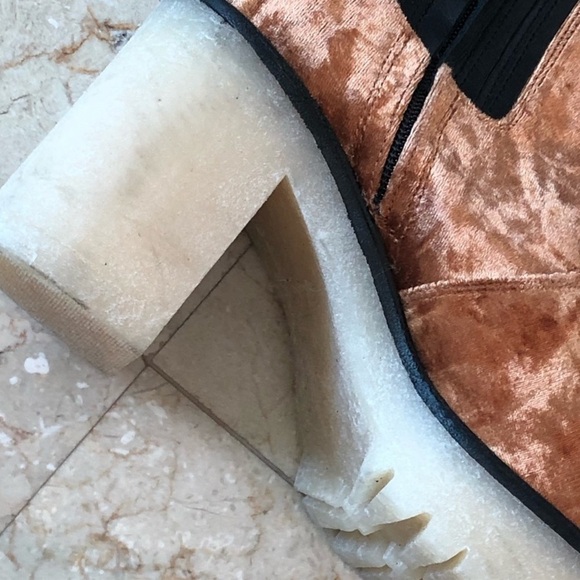 Free People James Chelsea Ankle Velvet Boots - Picture 4 of 16